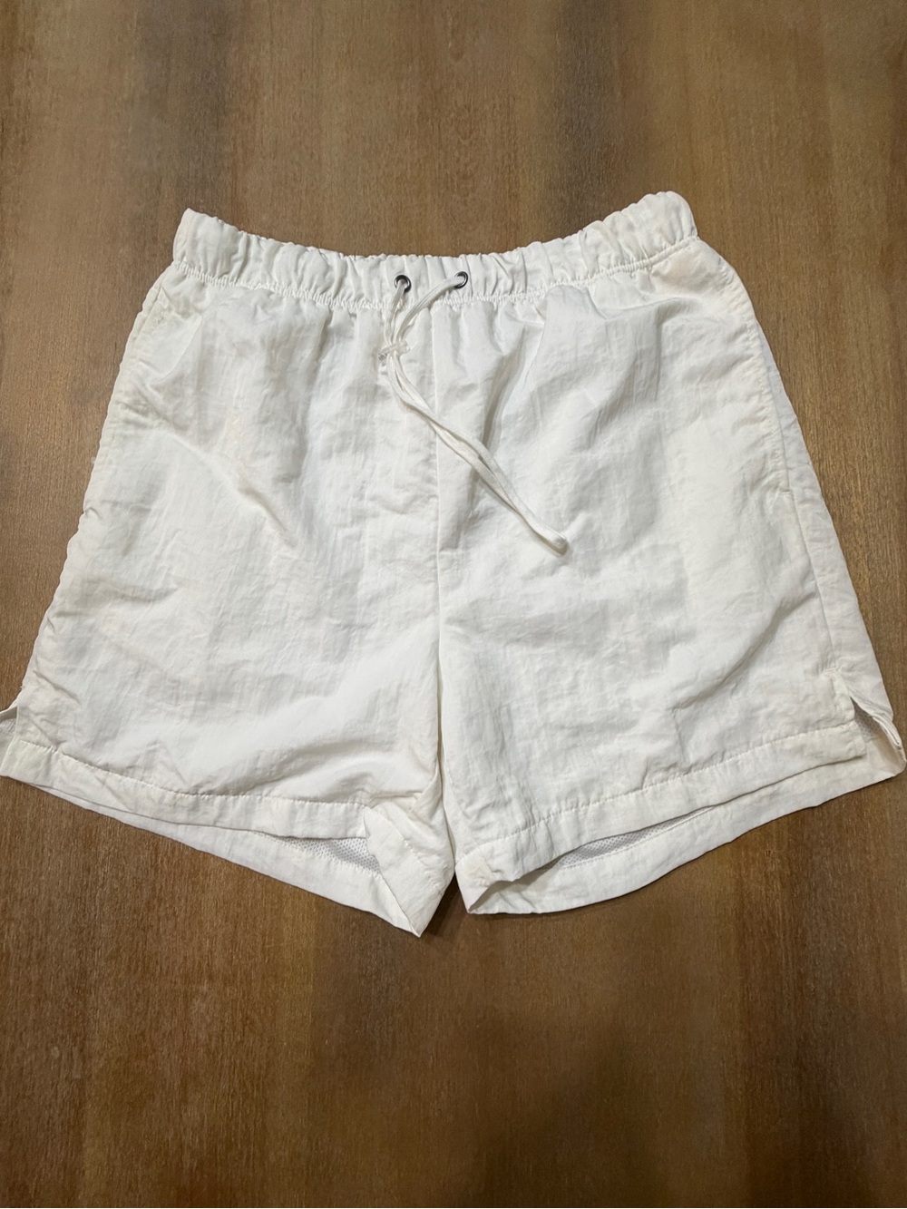 Elwood Men's Medium White Nylon Mesh Lined Swim Trunks Athletic Shorts 5"